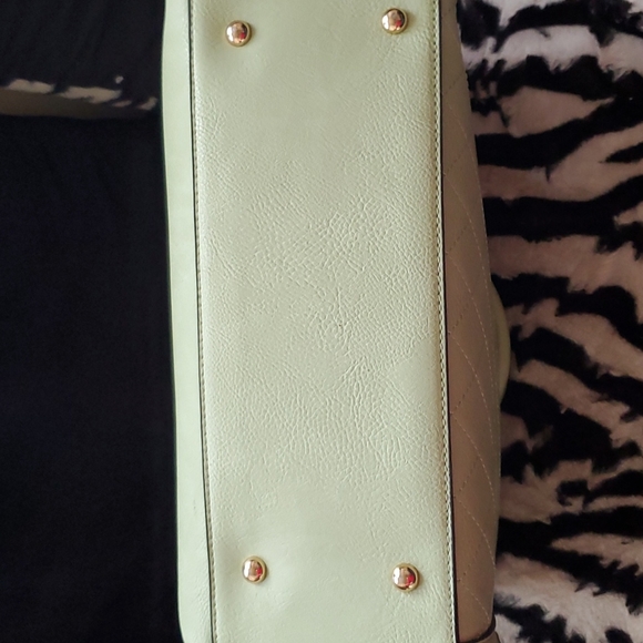 SUGU Mint Green Handbag - Picture 12 of 12